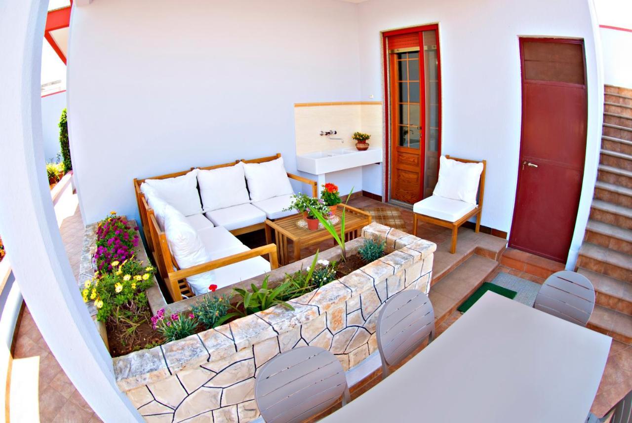 Perrone Apartments Tricase Bagian luar foto